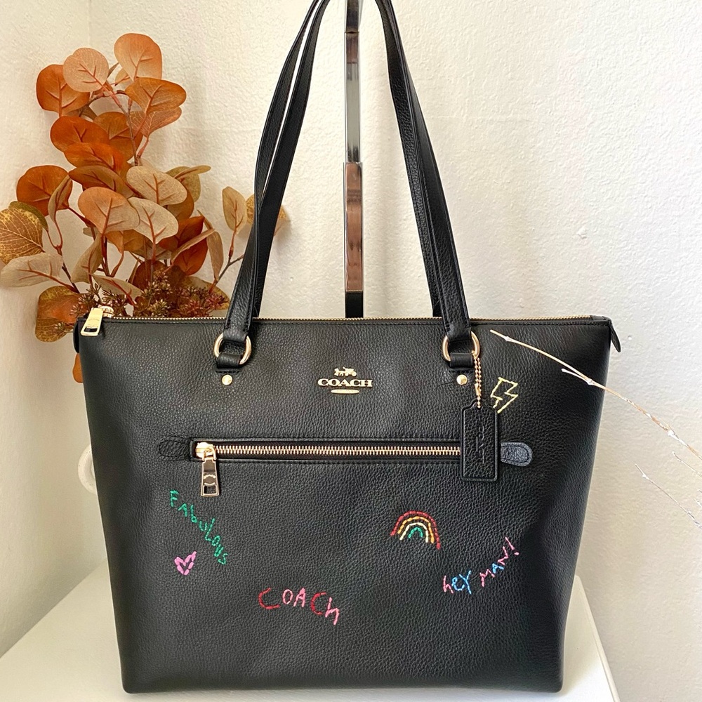 Coach Gallery Tote With Diary Embroidery